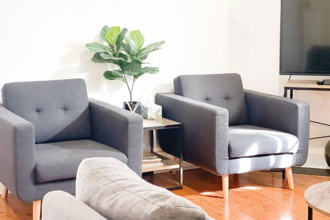 Illyari In Central Wagga - Accommodation QLD 2