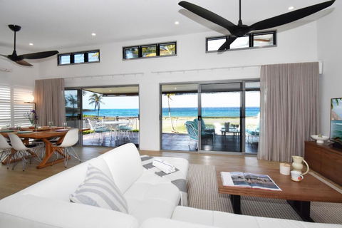Iluka Palms - Accommodation QLD 0