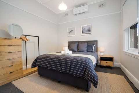 Incredible Location 2 Bed CBD Dream - Accommodation QLD 2