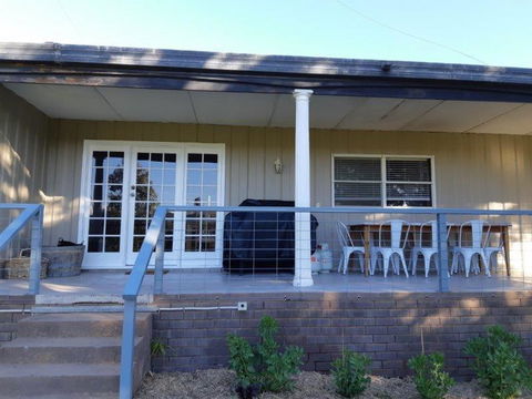 Indigo Vineyard Farmstay - Accommodation QLD 3