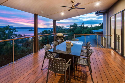 Infinity On Hamilton Island By HIHA - Accommodation QLD 0
