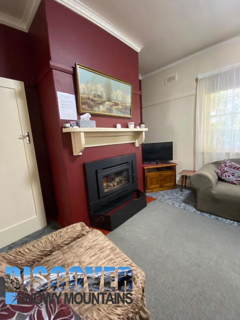 Inglewood Cottage - Accommodation QLD 2