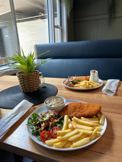 Inglewood Hotel - Accommodation QLD 3