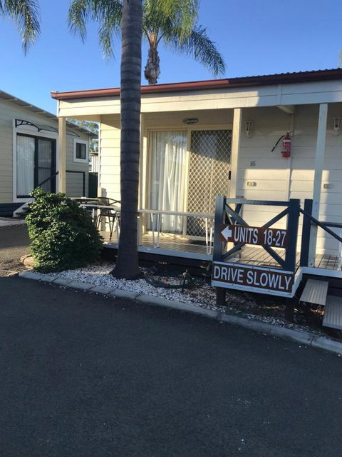Injune Motel - Accommodation QLD 3