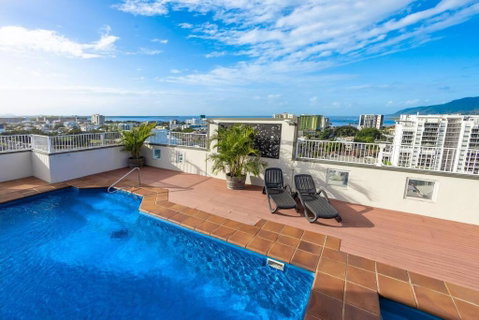 Inner City Gem - Stunning Views - Accommodation QLD 2