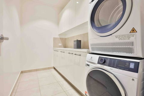 Inner City Stay Mildura - Accommodation QLD 3