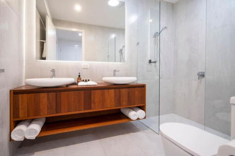 Incredible Views, Open Spaces, Holiday Villa Townsville - Accommodation QLD 3