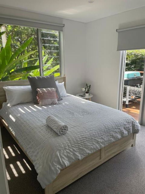IMPORTANT MESSAGE This Property Is Not Currently Available For Holiday Letting - Accommodation QLD 3
