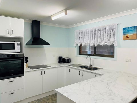 Iona - Accommodation QLD 2
