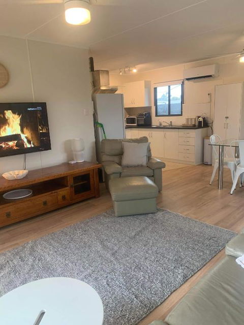 Investigator Beach Breeze Apartments U1 - Accommodation QLD 1