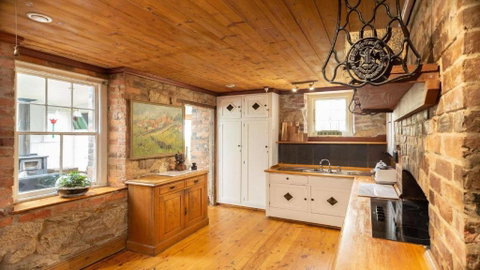 Isabellas At Beechworth - Accommodation QLD 2