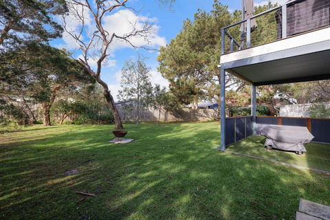 Island Court - Accommodation QLD 2