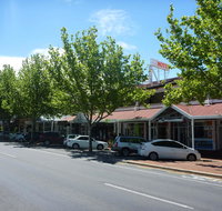 Adelaide Travellers Inn Backpackers Hostel - Accommodation QLD
