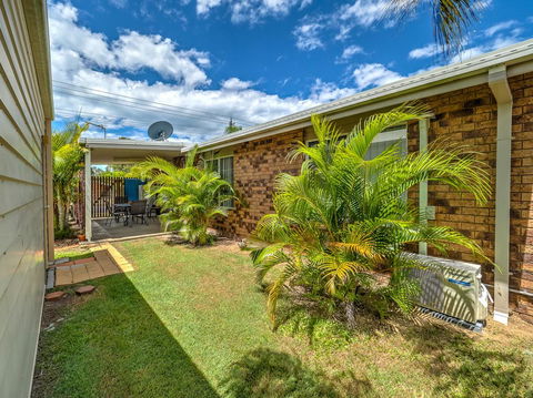 Affordable Holiday Home - Accommodation QLD 1