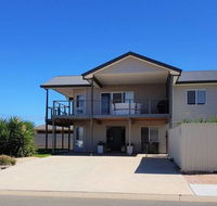 Agape Holiday Home - Accommodation QLD