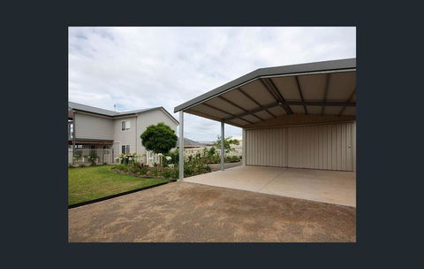 Agape Holiday Home - Accommodation QLD 2