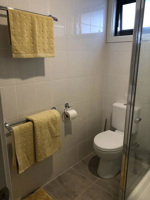 Agathas At Seacombe Gardens - Accommodation QLD 2