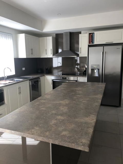 Agathas At Seacombe Gardens - Accommodation QLD 1