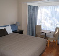 Airlie House Motor Inn - Accommodation QLD