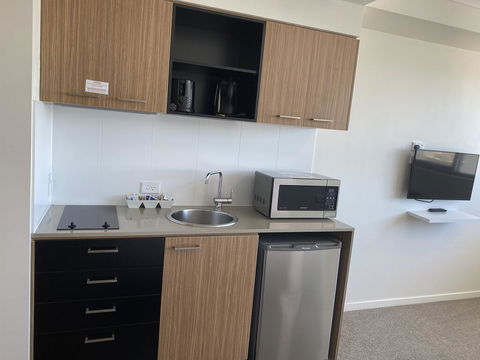 Airtrip Apartments On River Street, Mackay - Accommodation QLD 1