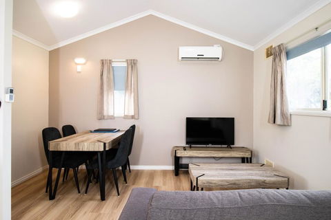Albany Gardens Tourist Park - Accommodation QLD 3