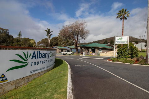 Albany Gardens Tourist Park - Accommodation QLD 0