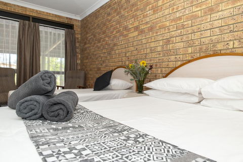 Albert Park Motor Inn - Accommodation QLD 3