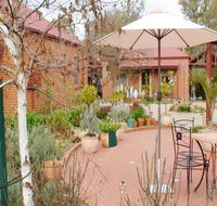 Albury Cottages - Accommodation QLD
