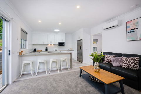 Albury Yalandra Apartment 3 - Accommodation QLD 2