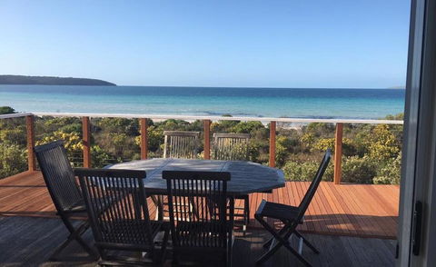 Alchemy On Island Beach - Accommodation QLD 1
