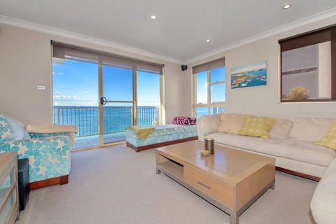 Alcheringa Unit 3 & 4, 32 Sandy Point Road - Accommodation QLD 0