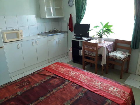 Alison's Rest - Accommodation QLD 3