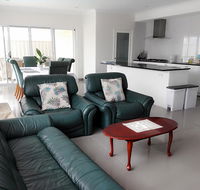 Alkimos Beach Retreat - Accommodation QLD