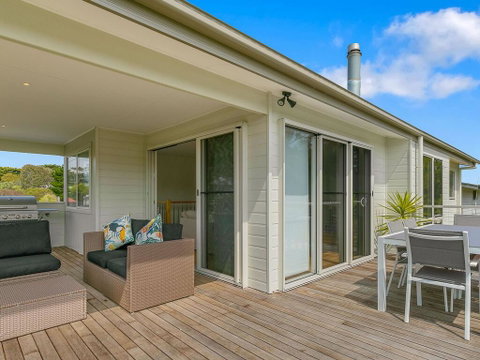All Decked Out - Accommodation QLD 3