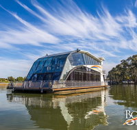All Seasons Houseboats - Accommodation QLD