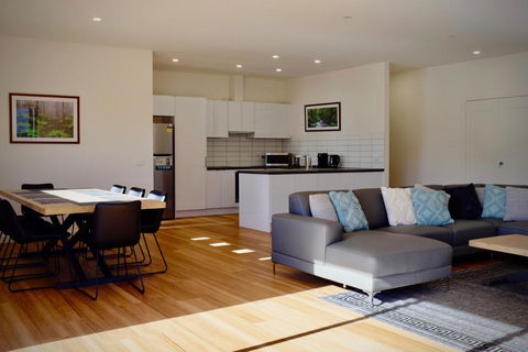 All Seasons Marysville - Accommodation QLD 0