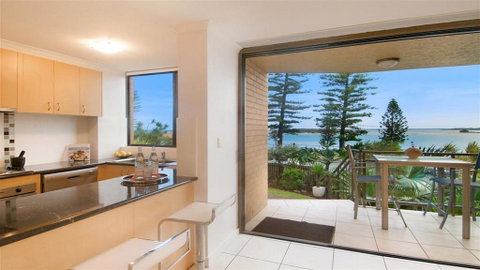 Allamanda U2, - Awesome Location - - Accommodation QLD 0