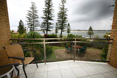 Allamanda U2, - Awesome Location - - Accommodation QLD 2