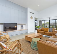 Allure on Barclay - Accommodation QLD