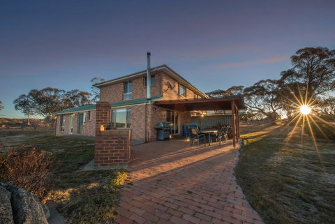 Alpine Drovers Rest - Accommodation QLD 0
