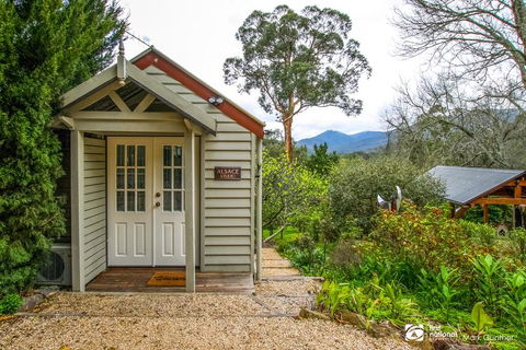 ALSACE - HEALESVILLE - Accommodation QLD 0