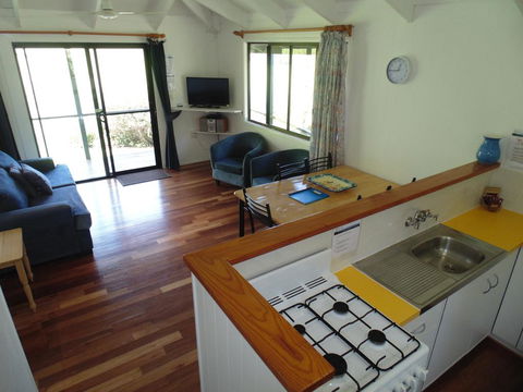 Alstonville Country Cottages - Accommodation QLD 1