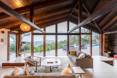 Altitude 261 - Accommodation QLD 1