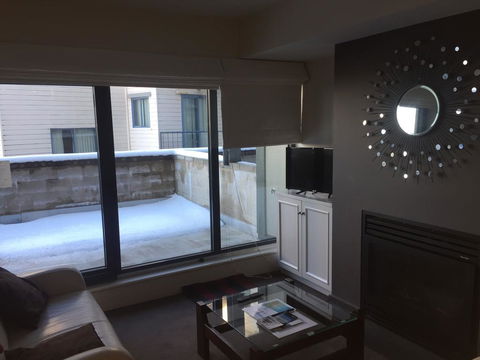 Alto 203 - Accommodation QLD 2