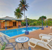 Alva Beach Tourist Park - Accommodation QLD