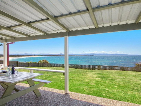 Amazing Aspects - Perched Above Tilbury Cove - Accommodation QLD 0