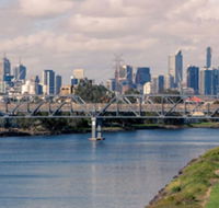 Amazing River Views - Fabulous Footscray Fun - Accommodation QLD