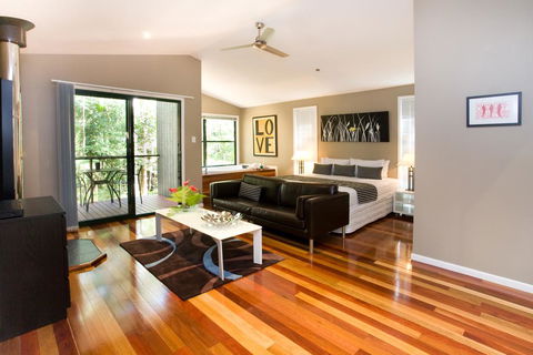 Amore On Buderim Rainforest Cabins - Accommodation QLD 2
