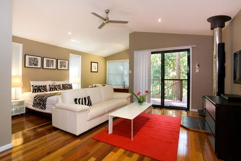 Amore On Buderim Rainforest Cabins - Accommodation QLD 3
