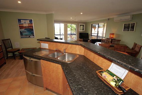 Anaheim House1 South By Getastay - Accommodation QLD 1